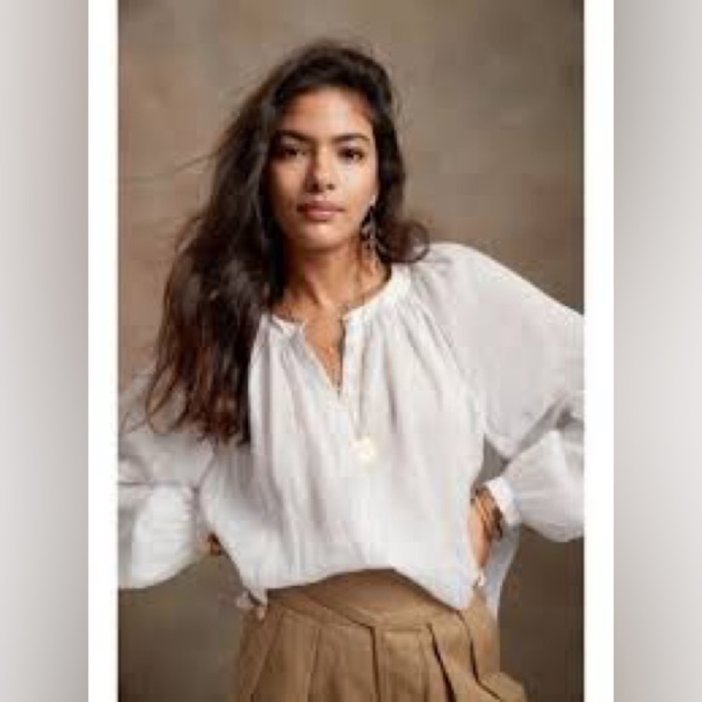 Banana Republic Ramie blouse size XS sheer white